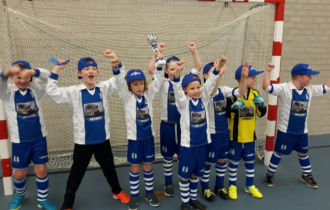 De Lauwers JO9 wint FVVK zaalvoetbal toernooi!